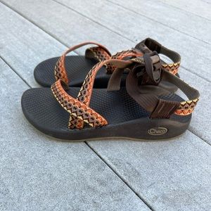 Woman’s Chaco size 6